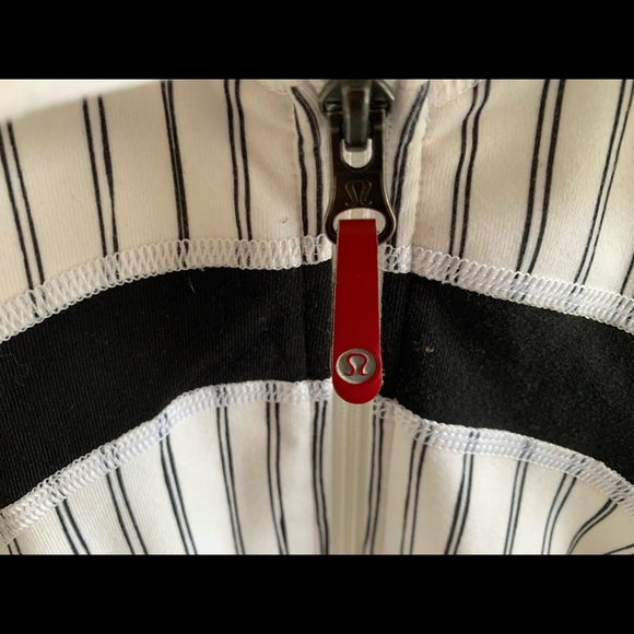 Lululemon zip up - Picture 3 of 3
